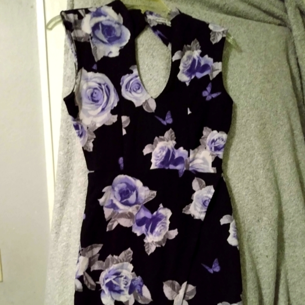 Almost Famous Fitted Dress